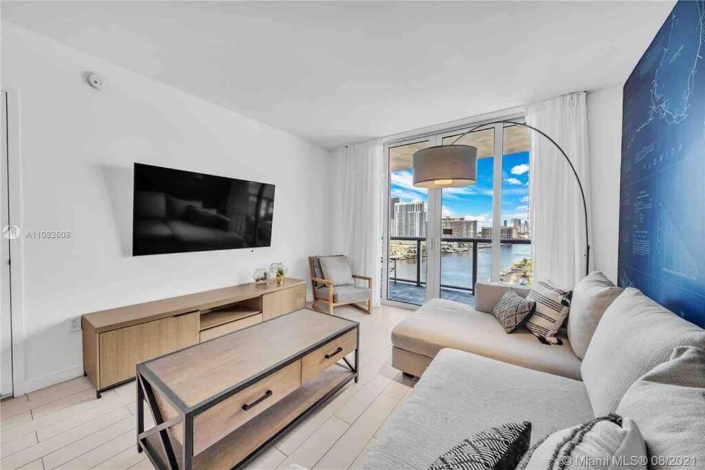 Beachwalk 1B-1B Apmt Amazing View 12A Hallandale Beach Zewnętrze zdjęcie